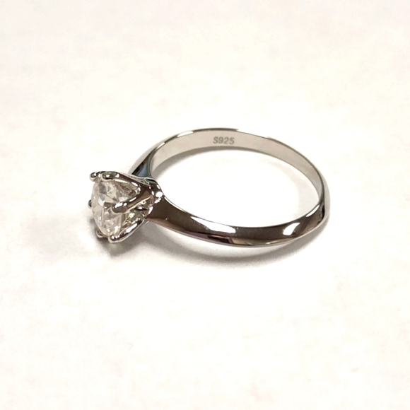 1 Carat Certified Moissanite Solitaire 925 Silver Ring - Picture 2 of 4